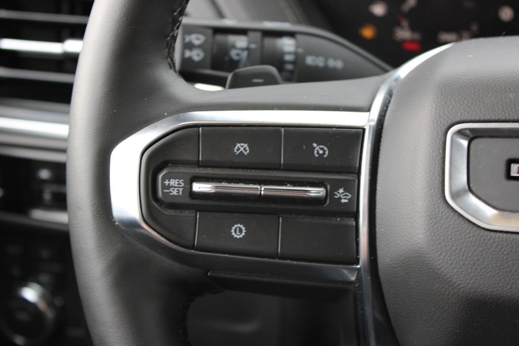 Used 2025 GMC Yukon Denali image 41