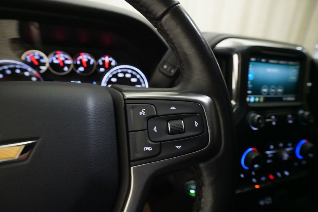 Used 2022 Chevrolet Silverado 1500 LT AWD/4WD image 18