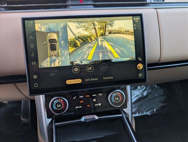 Used 2023 Land Rover Range Rover SE image 16