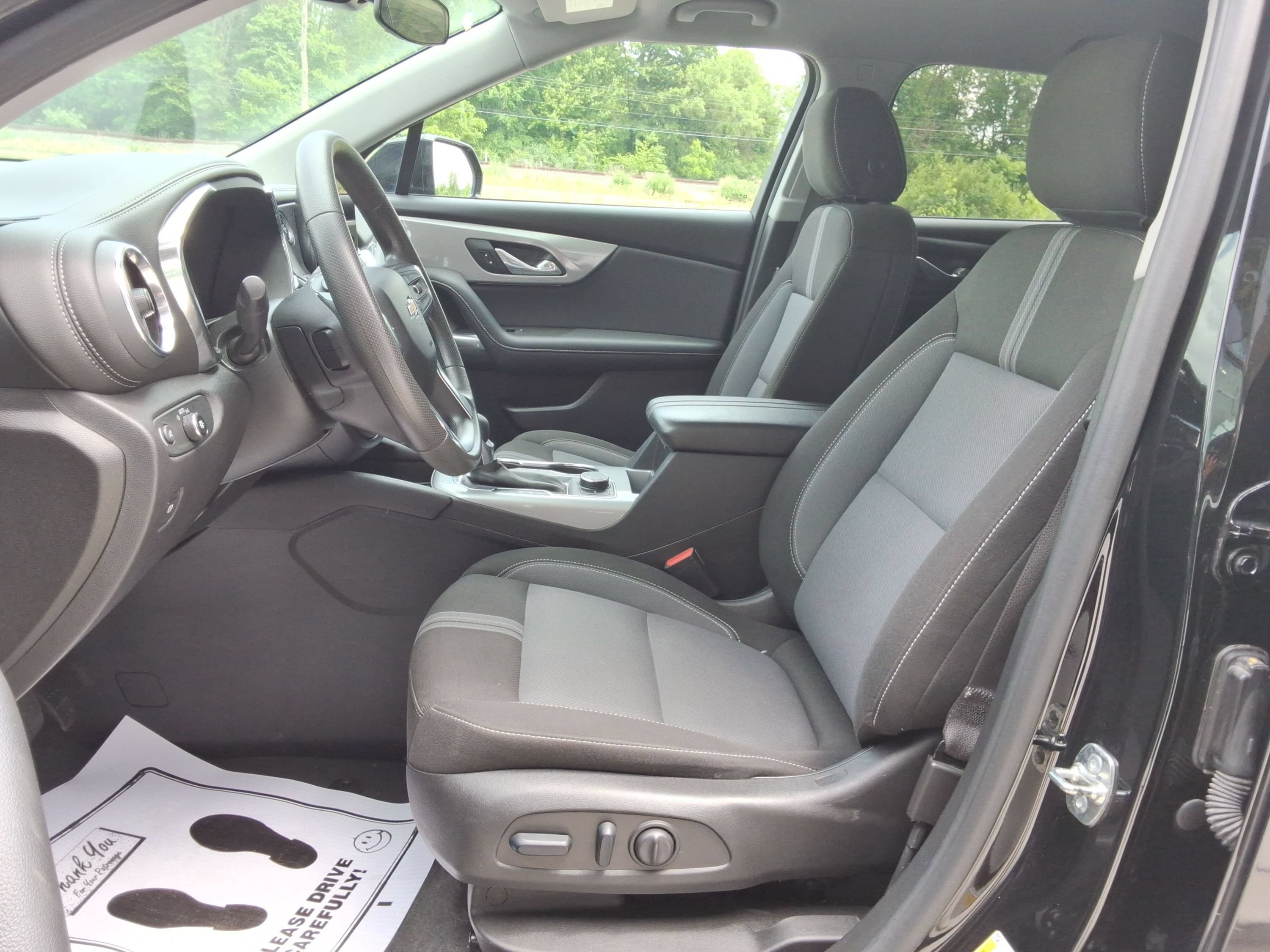 Used 2024 Chevrolet Blazer LT AWD/4WD image 28