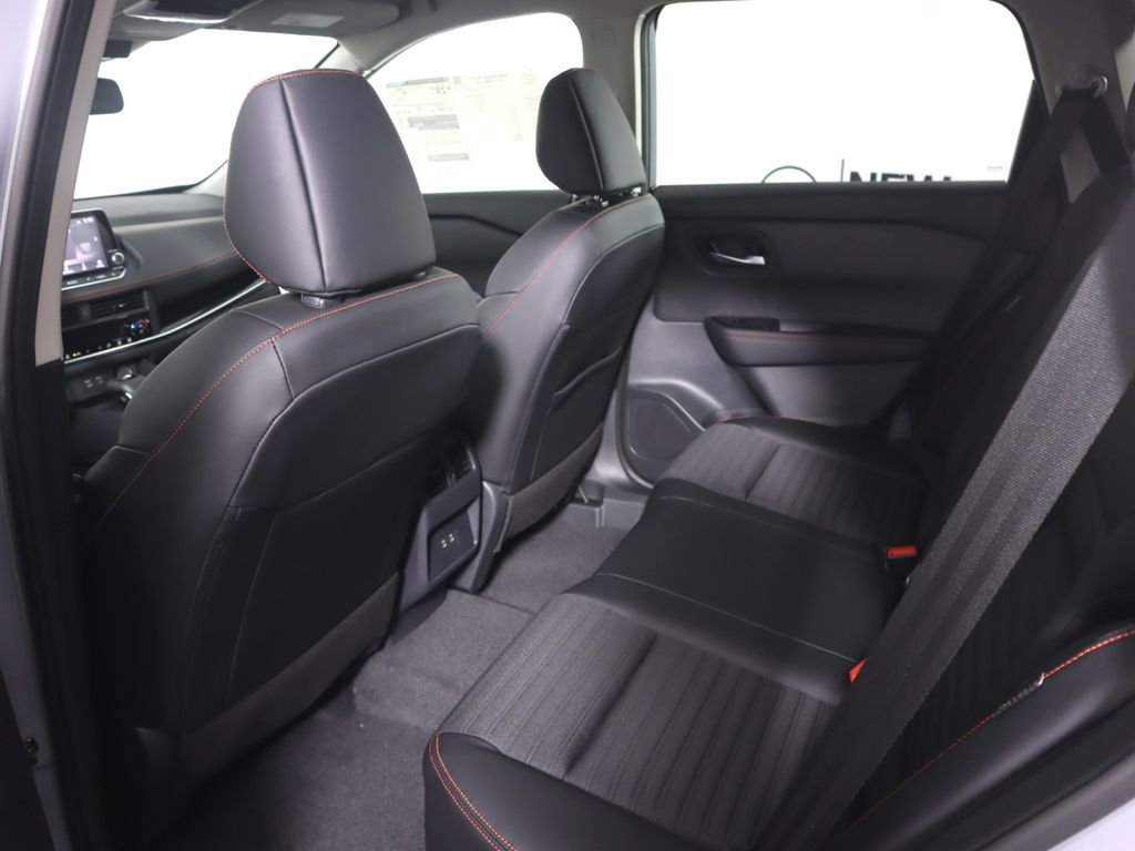 New 2026 Nissan Rogue SV image 18