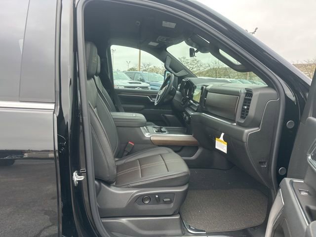 New 2026 Chevrolet Silverado 3500 High Country w/ Technology Package image 32