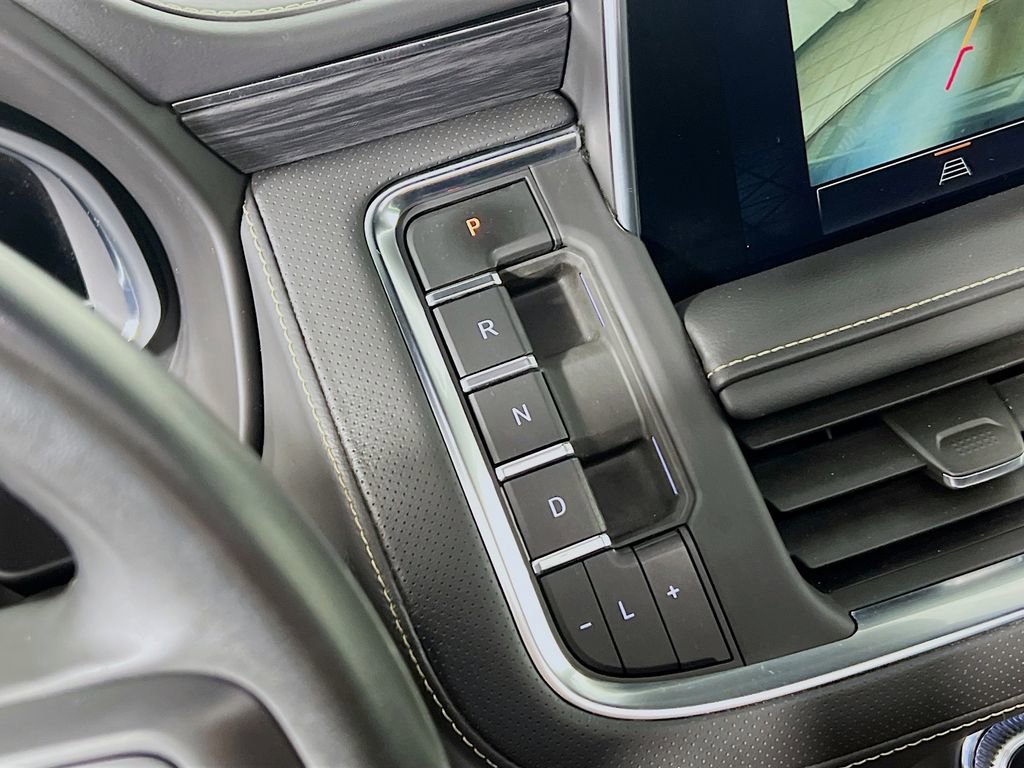Certified 2023 GMC Yukon XL SLT AWD/4WD image 15