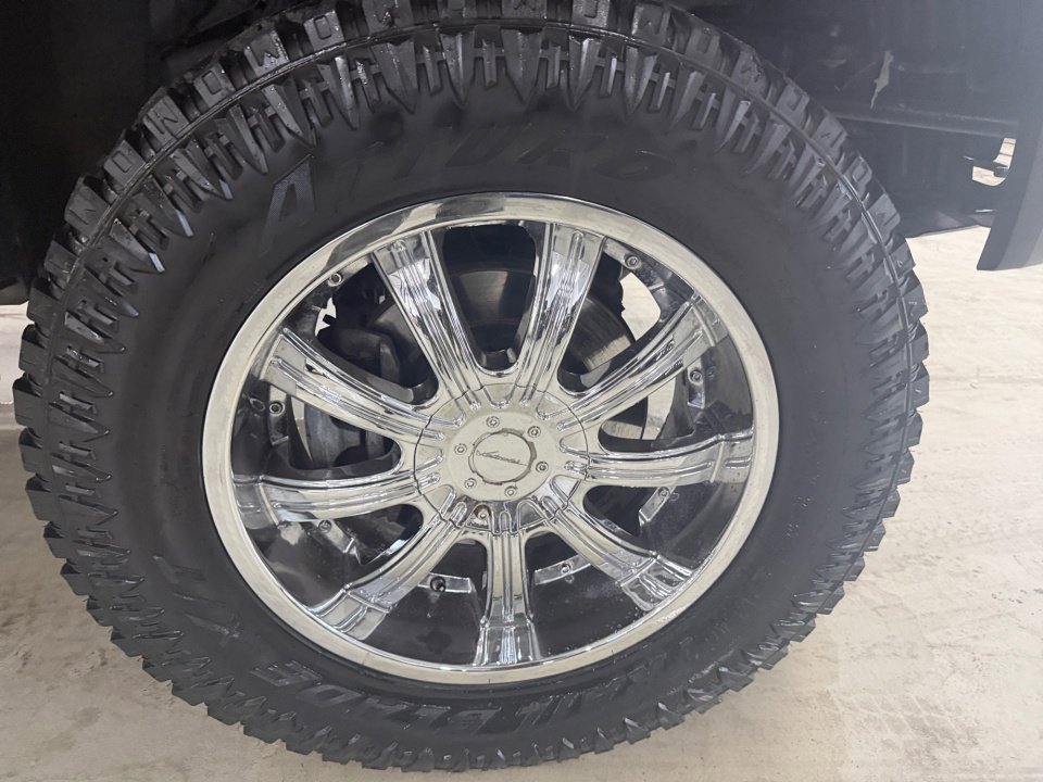 Used 2014 Nissan Titan PRO-4X image 28