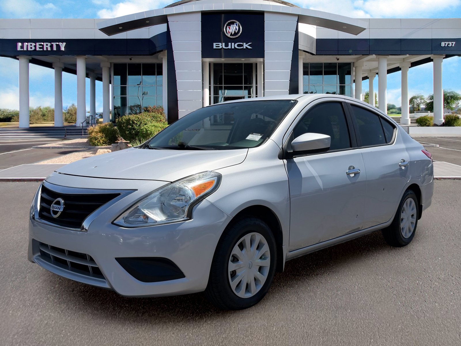 Used 2019 Nissan Versa SV FWD image 7