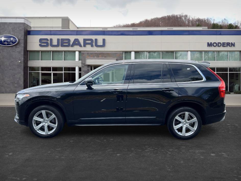 Used 2021 Volvo XC90 T5 Momentum w/ Climate Package FWD image 7