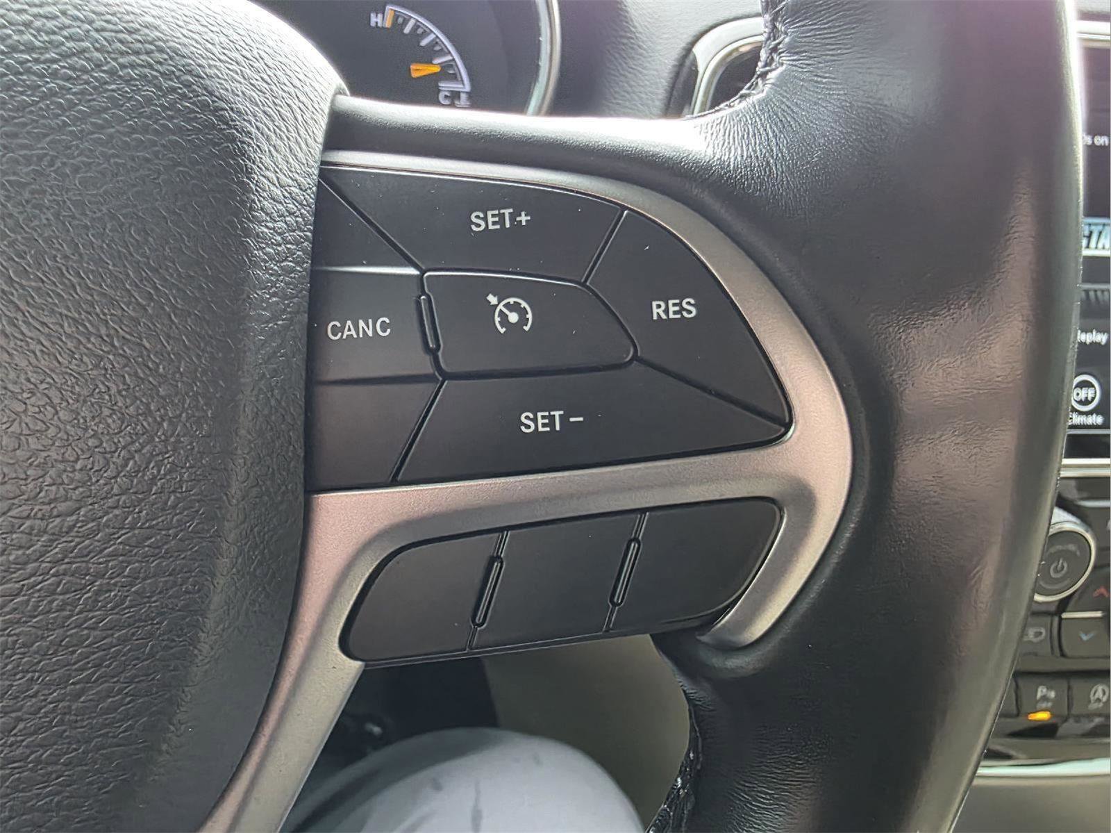 Used 2020 Jeep Grand Cherokee Limited RWD image 14
