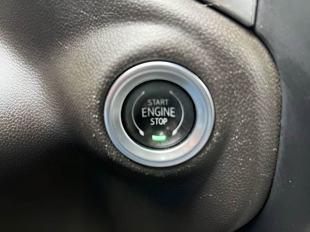 Certified 2021 Chevrolet Silverado 1500 LTZ image 17