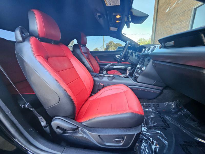 Used 2018 Ford Mustang GT Premium w/ Equipment Group 401A RWD image 74