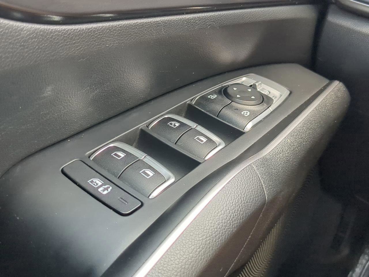 Used 2021 Kia Sorento S image 22