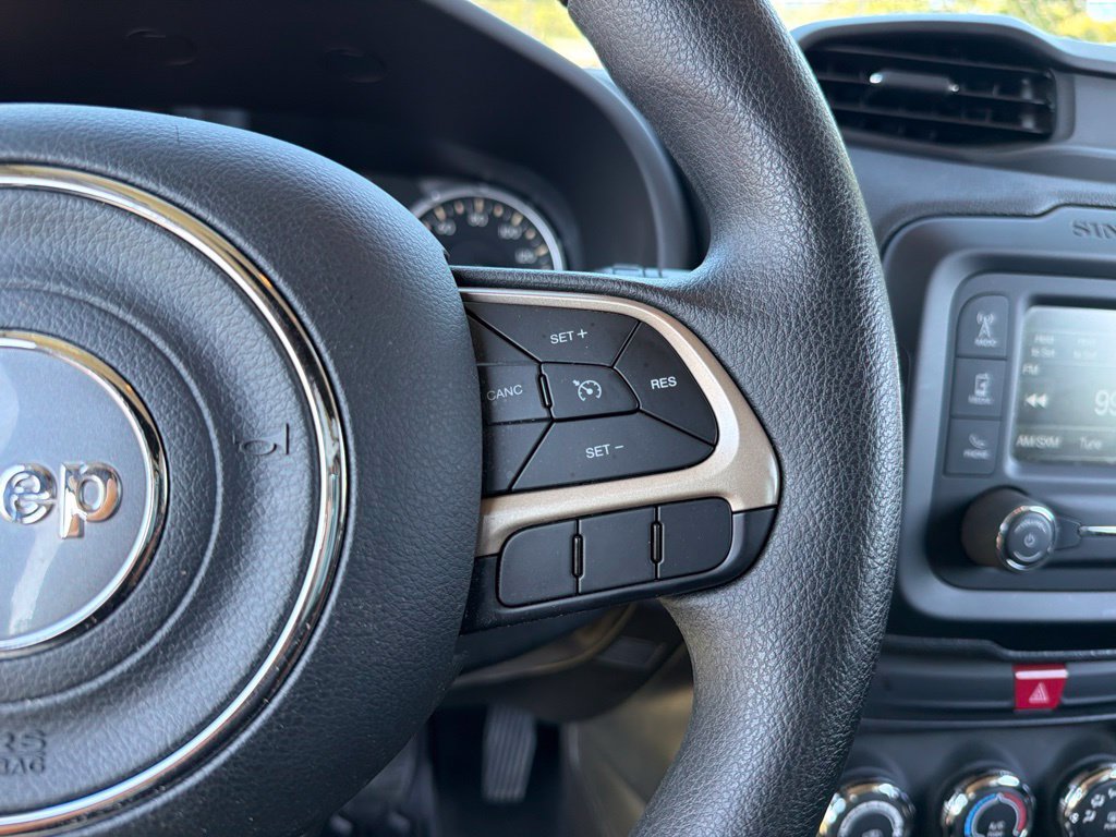 Used 2017 Jeep Renegade Sport w/ Power & Air Group FWD image 17