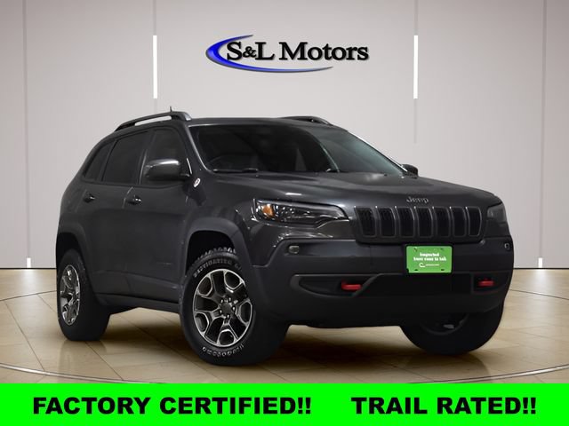 Used 2020 Jeep Cherokee Trailhawk w/ Cold Weather Group AWD/4WD image 1