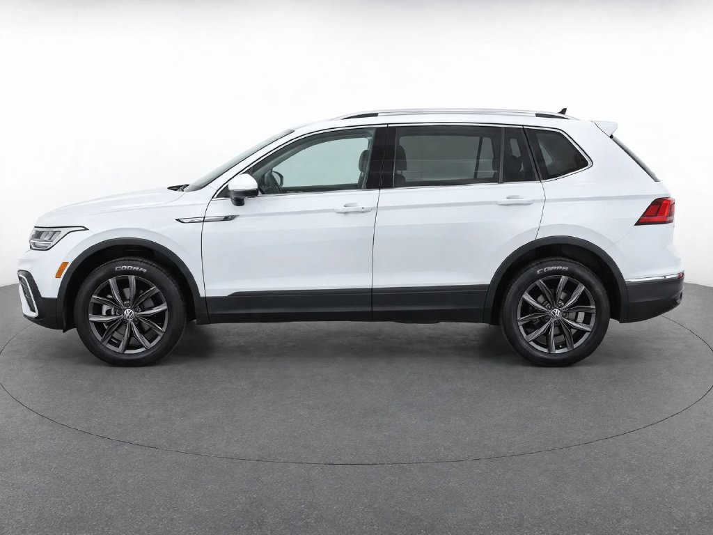 Certified 2023 Volkswagen Tiguan SE AWD/4WD image 5
