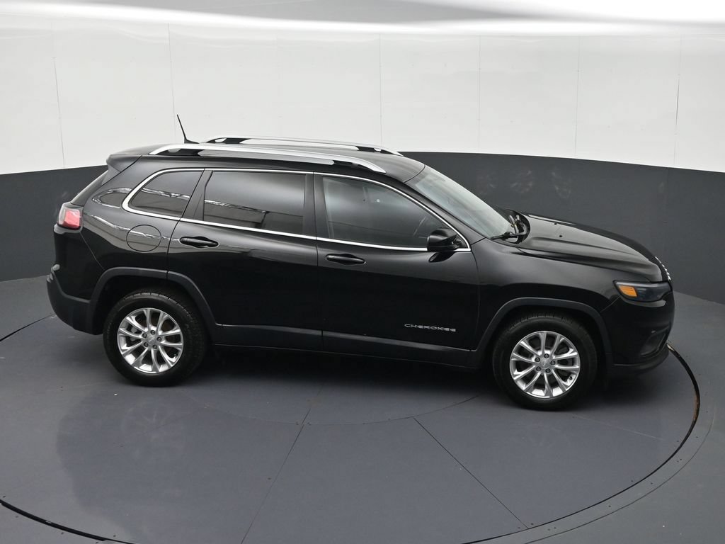 Used 2019 Jeep Cherokee Latitude w/ Popular Appearance Group FWD image 26