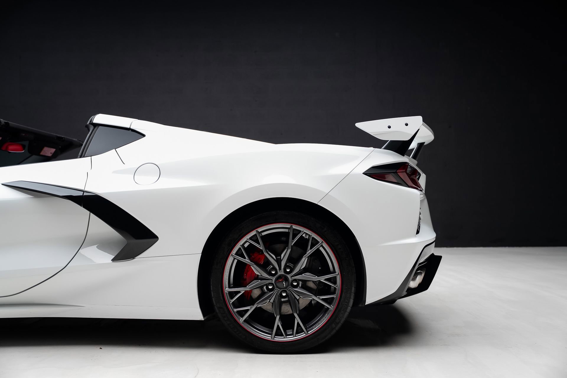 Used 2024 Chevrolet Corvette Stingray Coupe w/ 1LT image 22