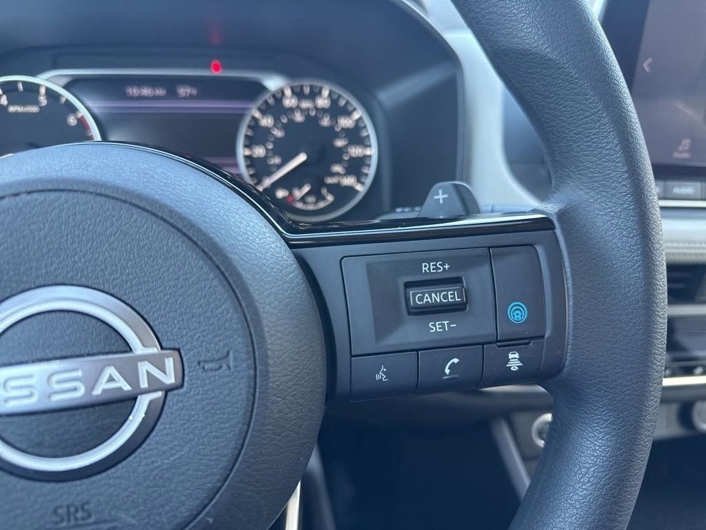 Used 2023 Nissan Rogue SV AWD/4WD image 19