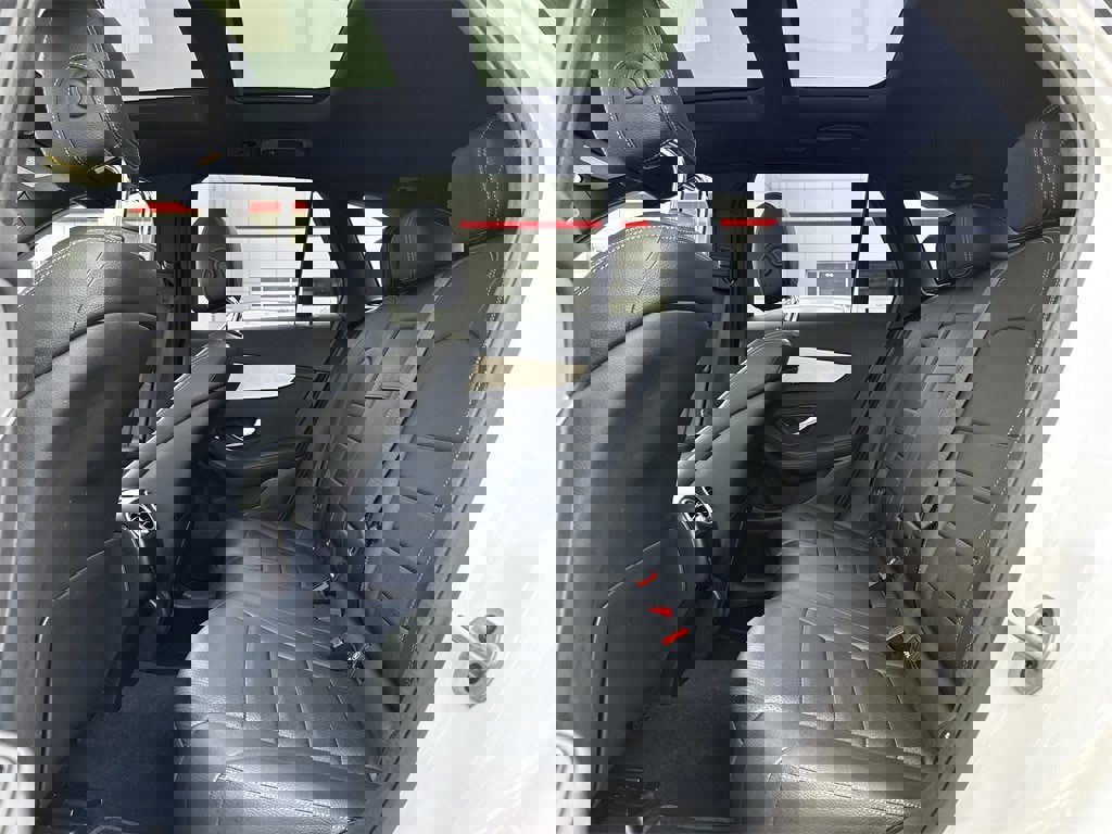 Used 2022 Mercedes-Benz GLC 300 image 29