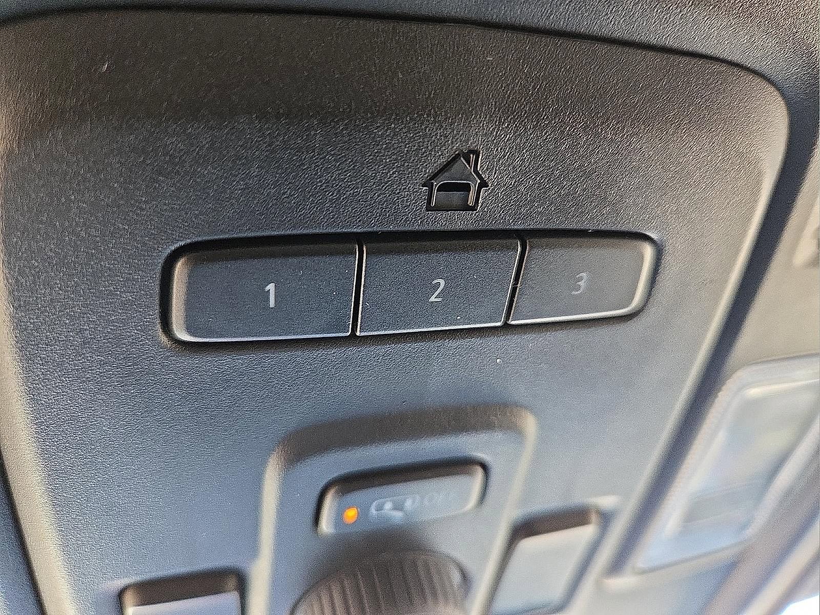 Used 2022 Chevrolet Tahoe Z71 w/ Luxury Package image 22