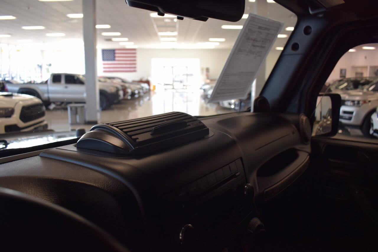 Used 2014 Jeep Wrangler Unlimited Sport w/ Quick Order Package 24S AWD/4WD image 91