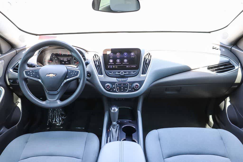 Used 2020 Chevrolet Malibu LT FWD image 12