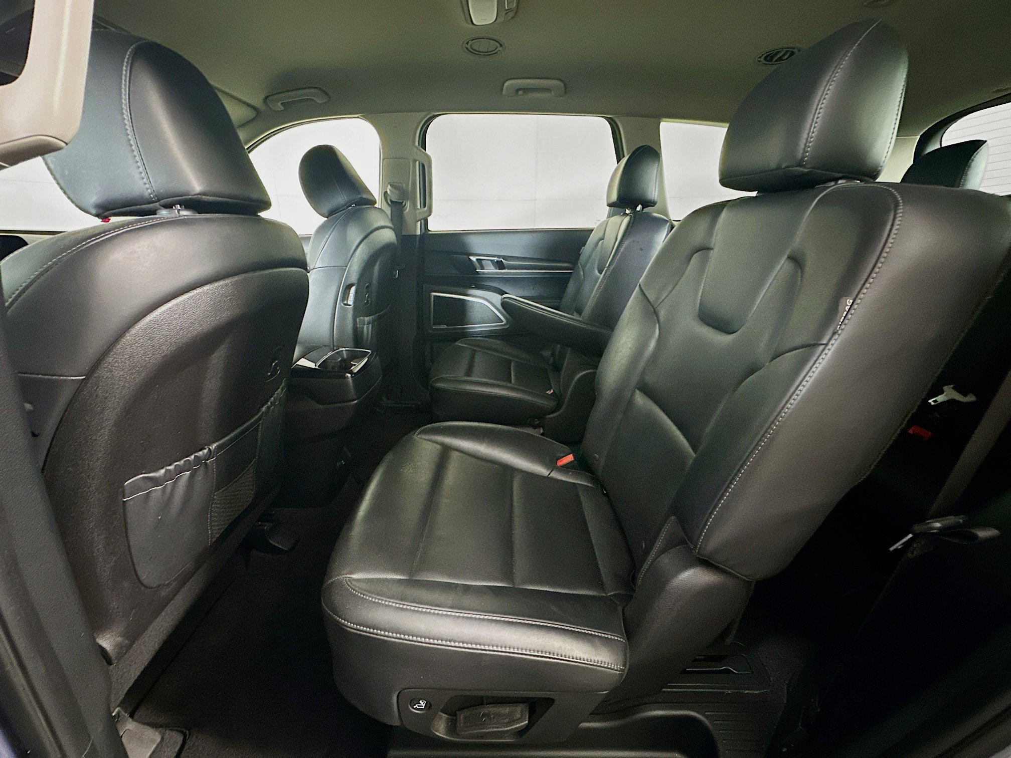 Used 2024 Kia Telluride S image 29