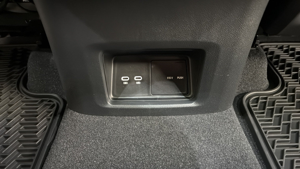 New 2026 Volkswagen Atlas Peak Edition AWD/4WD image 35