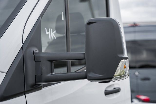 Used 2023 Mercedes-Benz Sprinter 4500 image 9