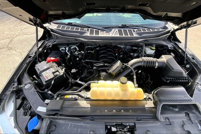 Used 2022 Ford F150 Lariat w/ Equipment Group 502A High image 9