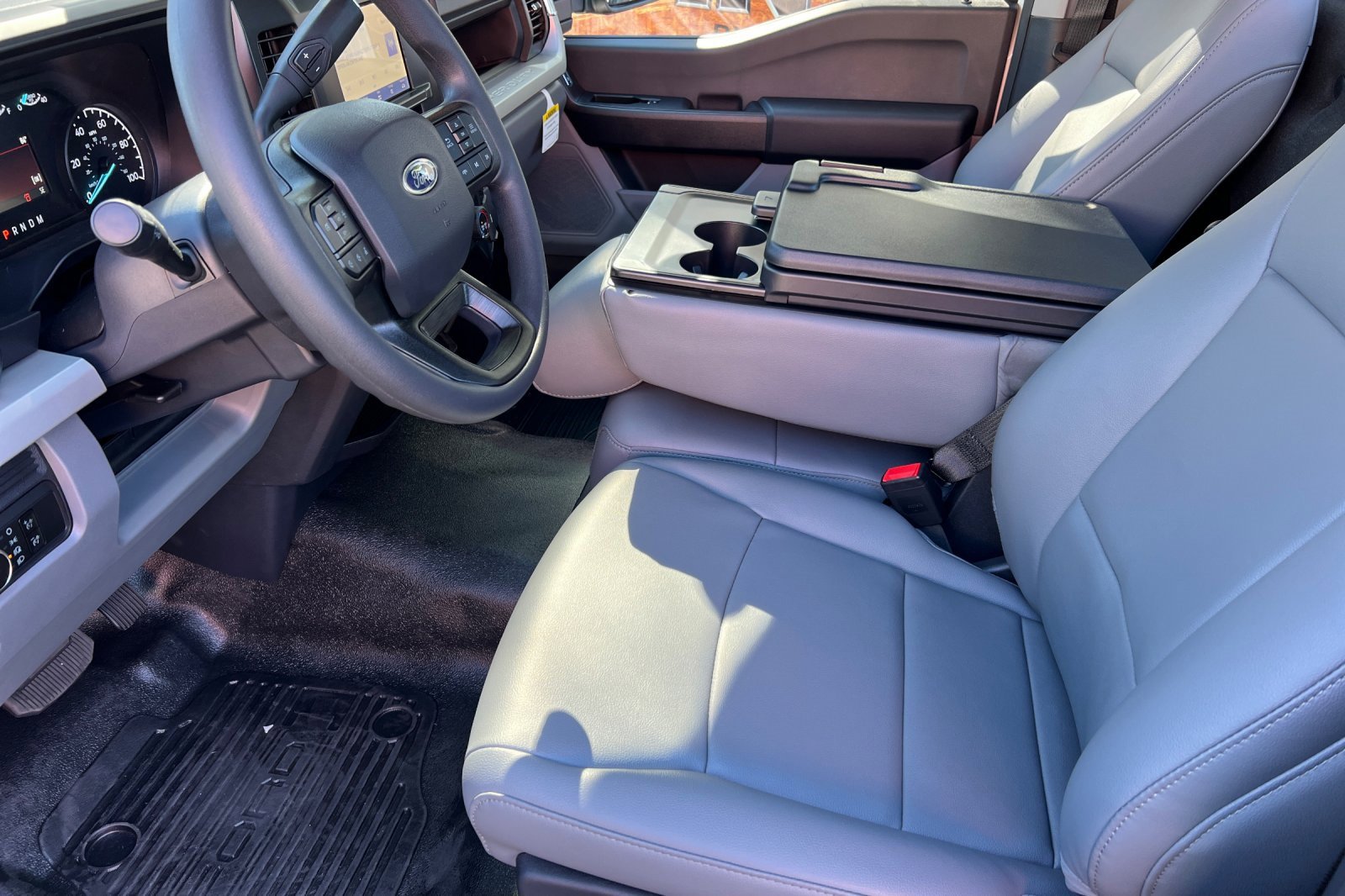 New 2026 Ford F550 2WD Regular Cab Super Duty image 10