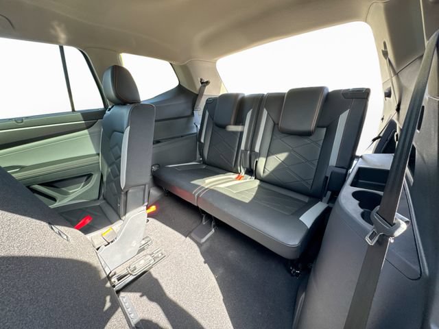 New 2026 Volkswagen Atlas Peak Edition AWD/4WD image 26