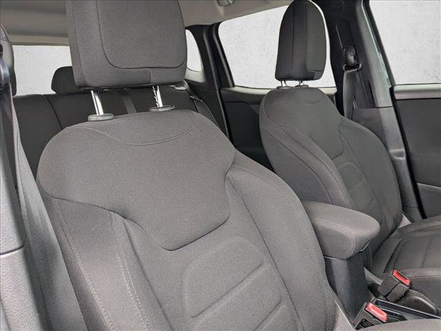 Used 2018 Jeep Renegade Latitude image 18