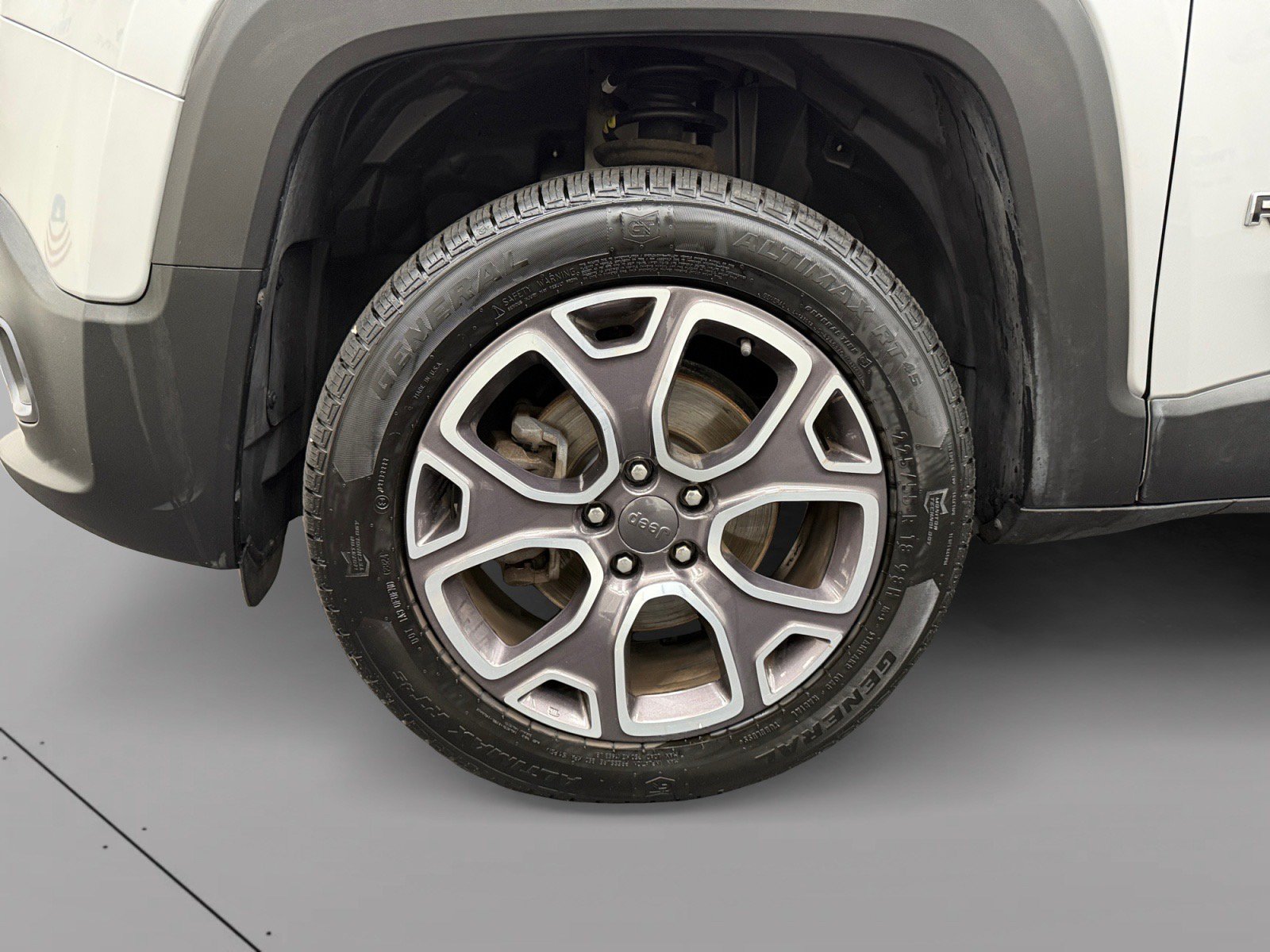 Used 2016 Jeep Renegade Limited AWD/4WD image 14