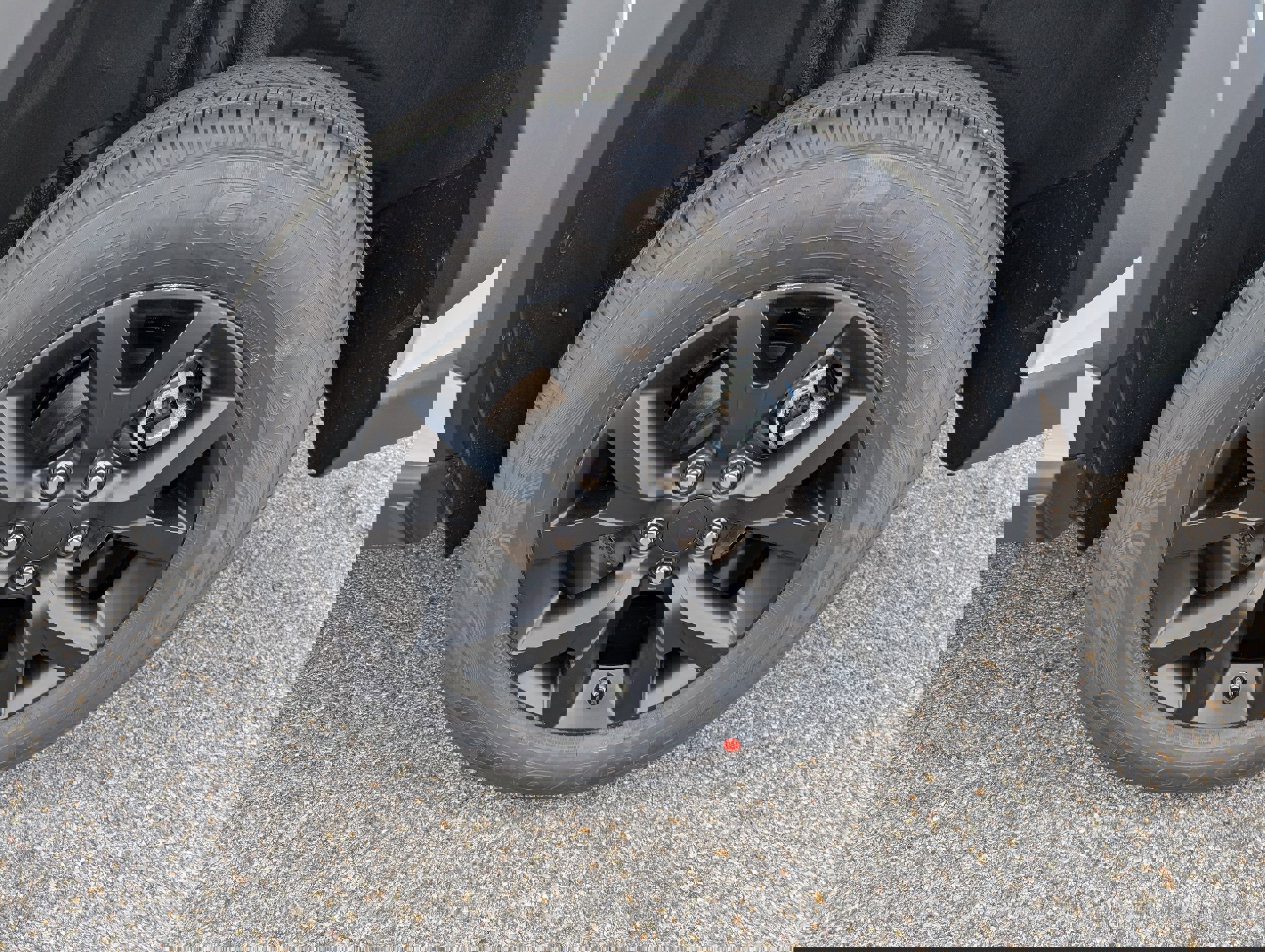 New 2025 Toyota RAV4 LE image 30