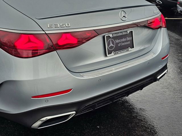 New 2026 Mercedes-Benz E 350 4MATIC Sedan image 13