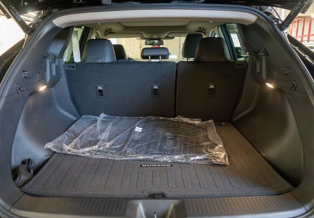 Certified 2025 Nissan Murano SL image 11