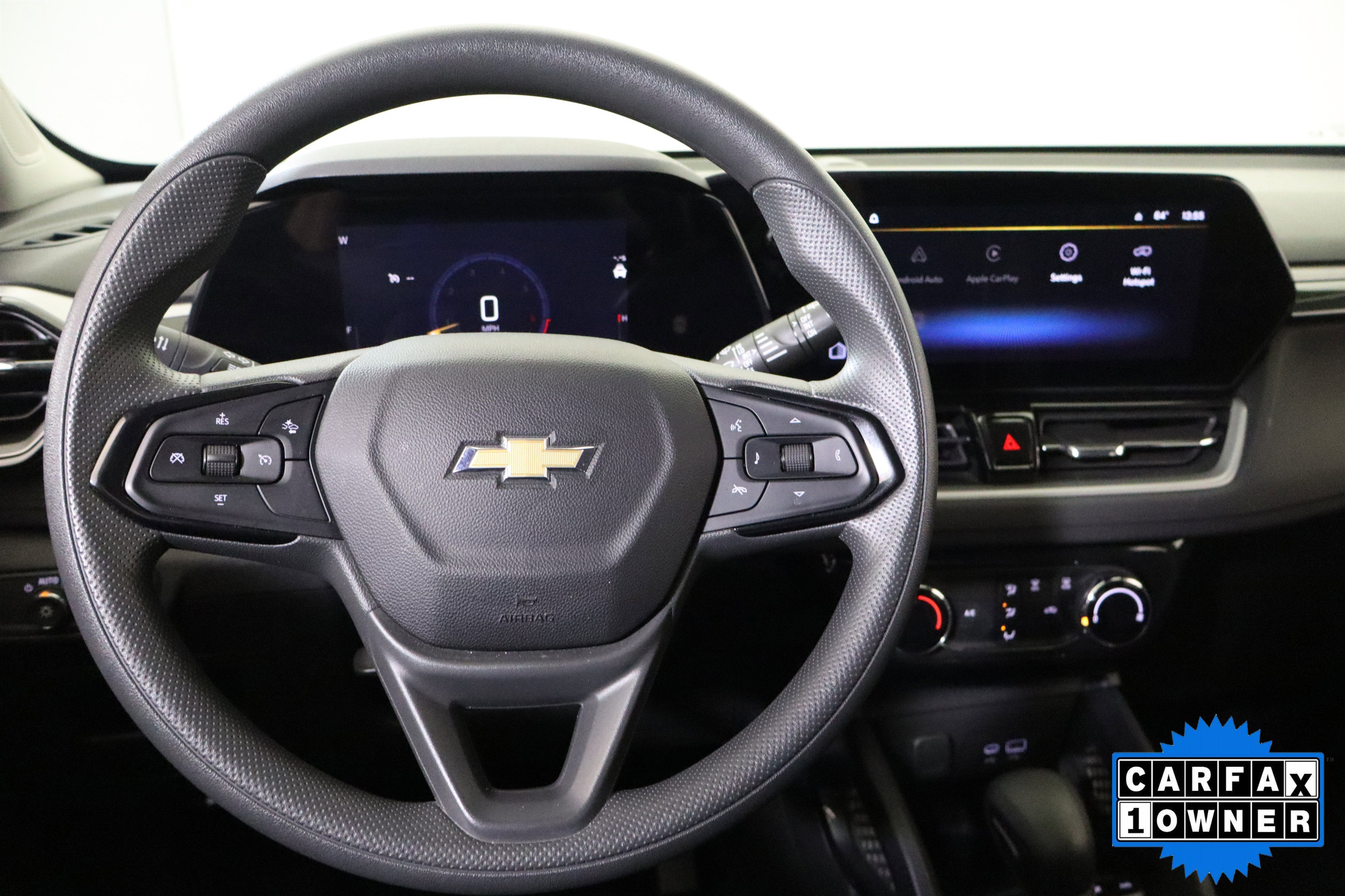 Used 2025 Chevrolet TrailBlazer LT AWD/4WD image 23