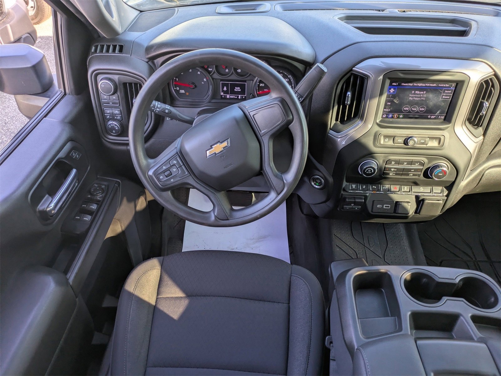 Used 2024 Chevrolet Silverado 2500 Custom w/ Custom Value Package image 18