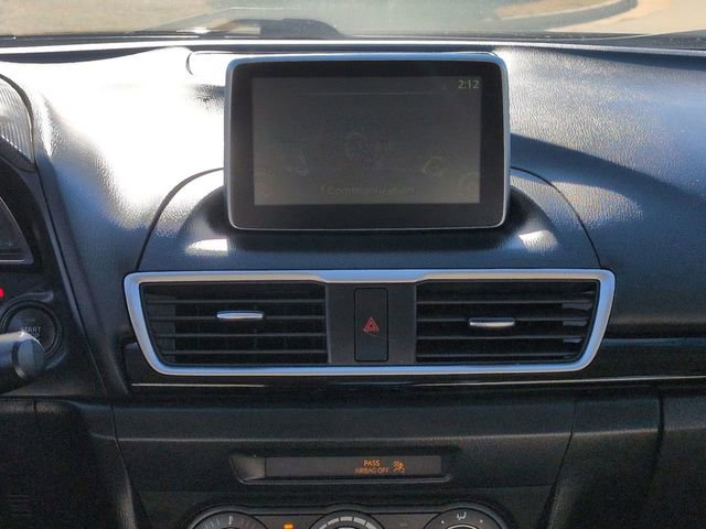 Used 2015 MAZDA MAZDA3 i Touring image 17