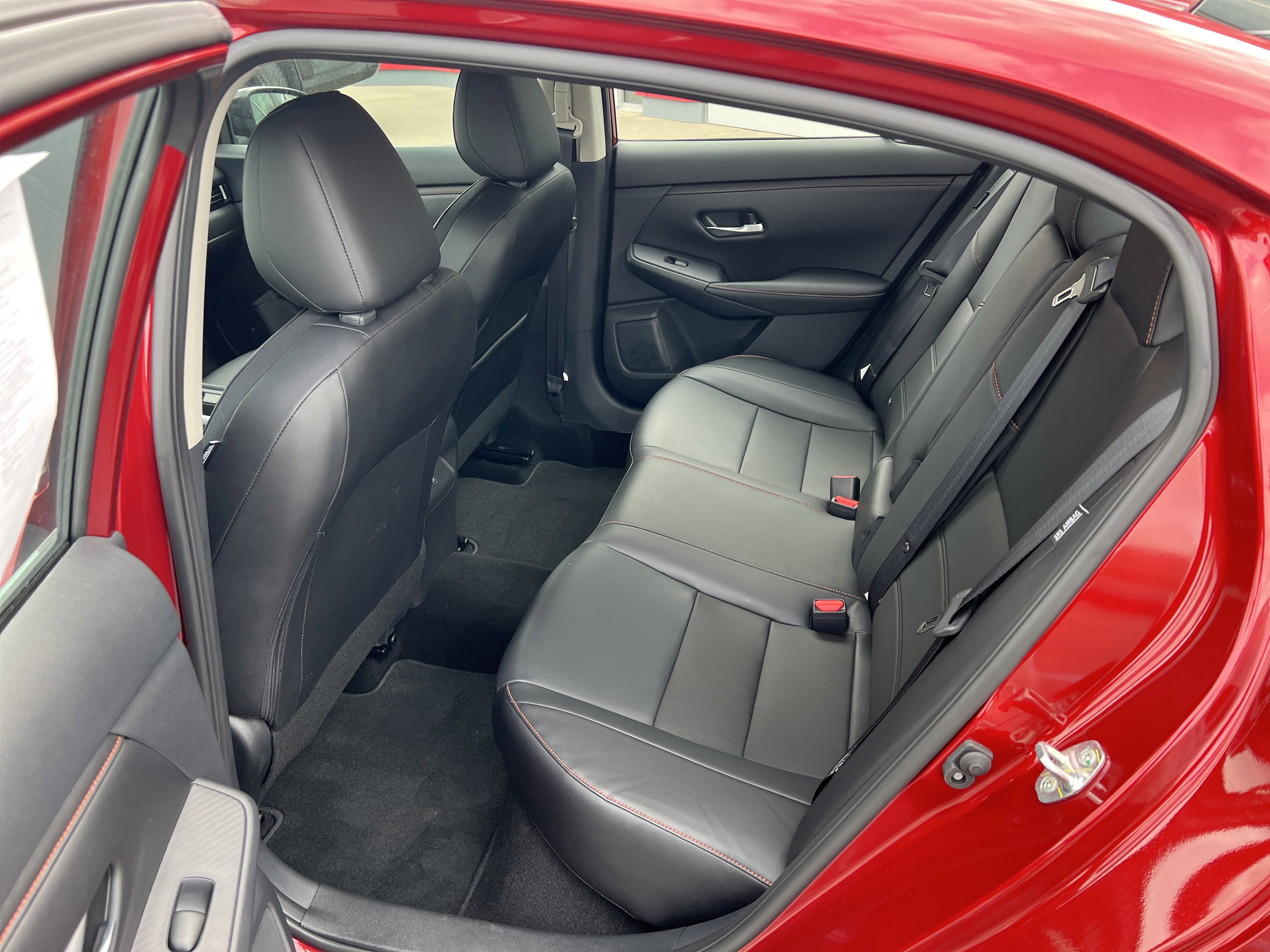 Certified 2024 Nissan Sentra SR w/ SR Premium Package FWD image 7