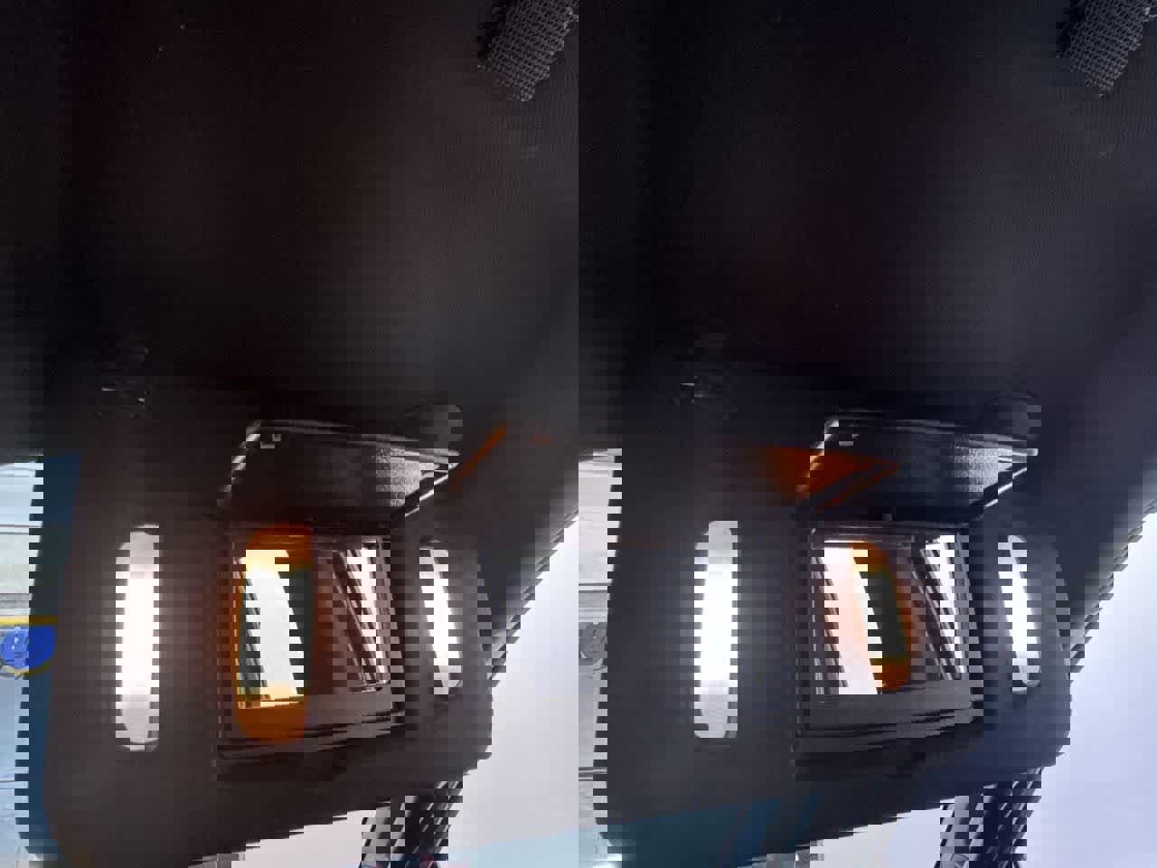 Used 2024 Chevrolet Colorado LT w/ LT Convenience Package III image 32