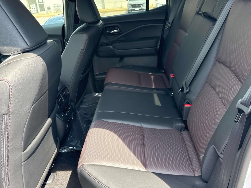 New 2026 Honda Ridgeline Black Edition image 12