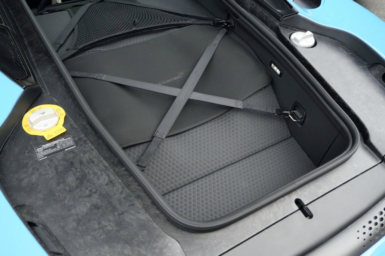 Used 2023 McLaren GT image 17
