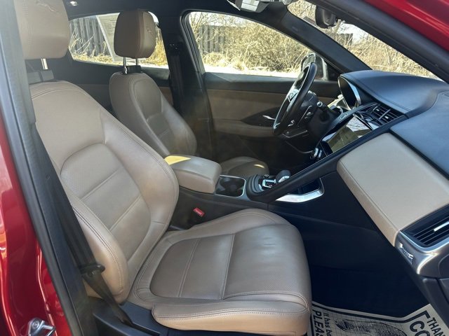 Used 2022 Jaguar E-PACE SE image 19