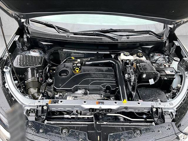 Certified 2024 Chevrolet Equinox LS w/ Driver Confidence II Package image 9