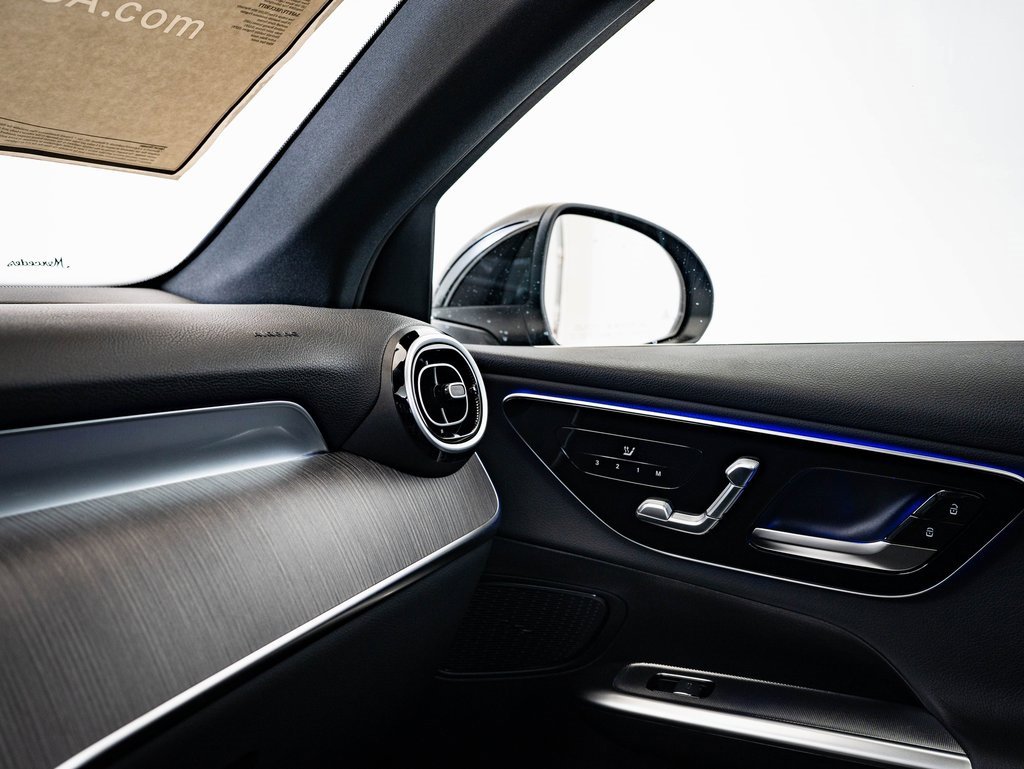 New 2026 Mercedes-Benz GLC 300 4MATIC image 33