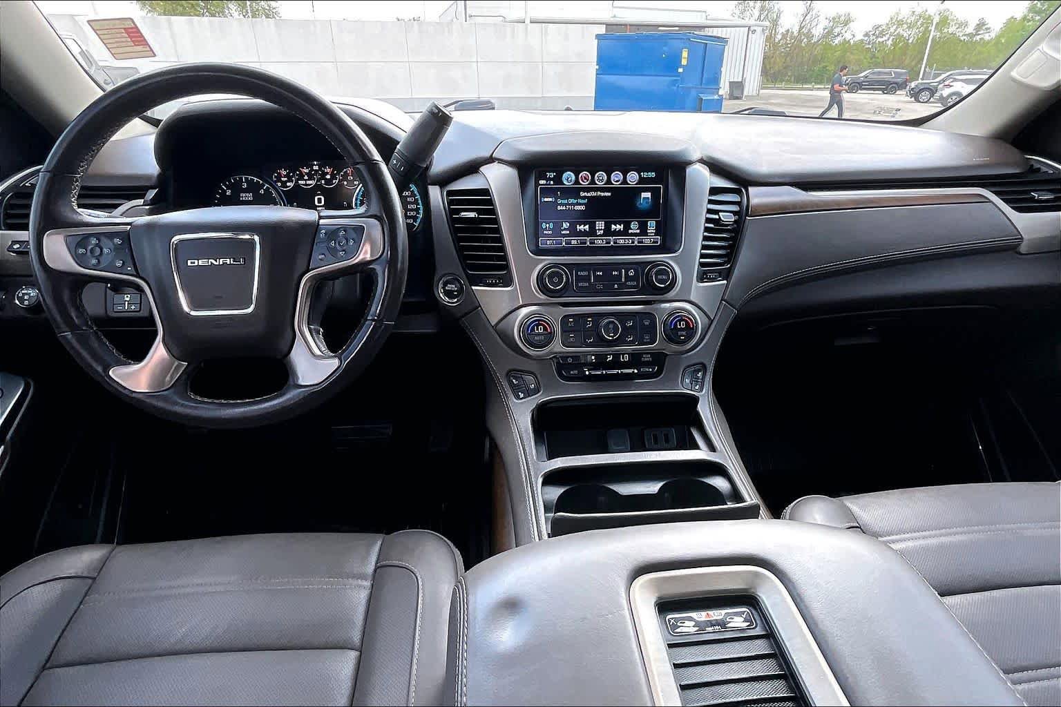 Used 2019 GMC Yukon Denali w/ Denali Ultimate Package image 15
