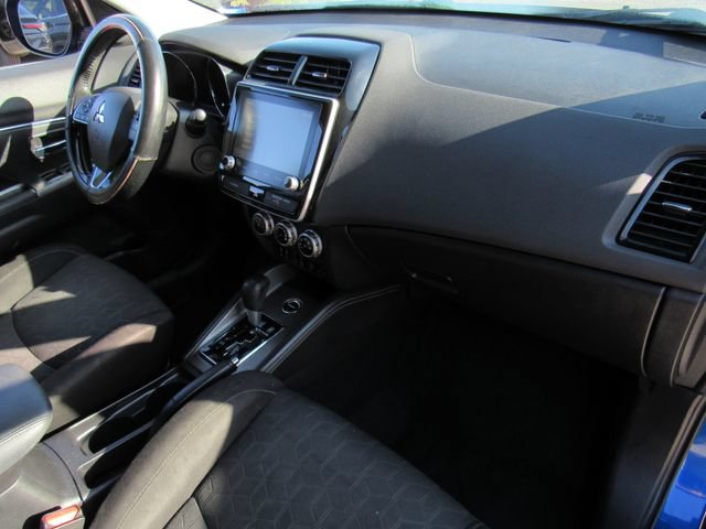 Used 2020 Mitsubishi Outlander Sport SE AWD/4WD image 11