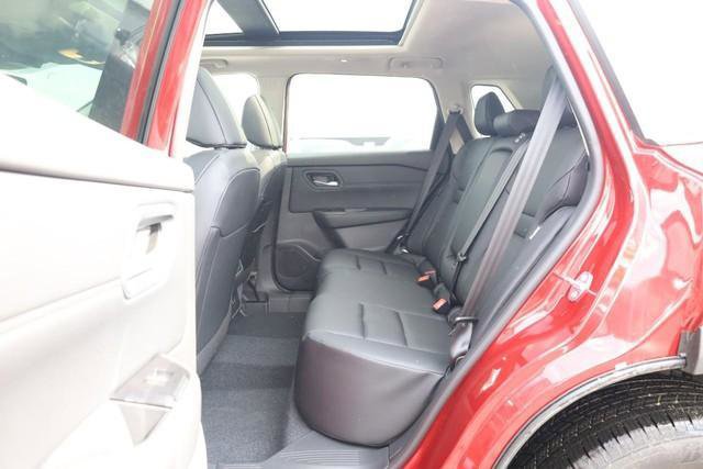 New 2026 Nissan Rogue SV AWD/4WD image 22