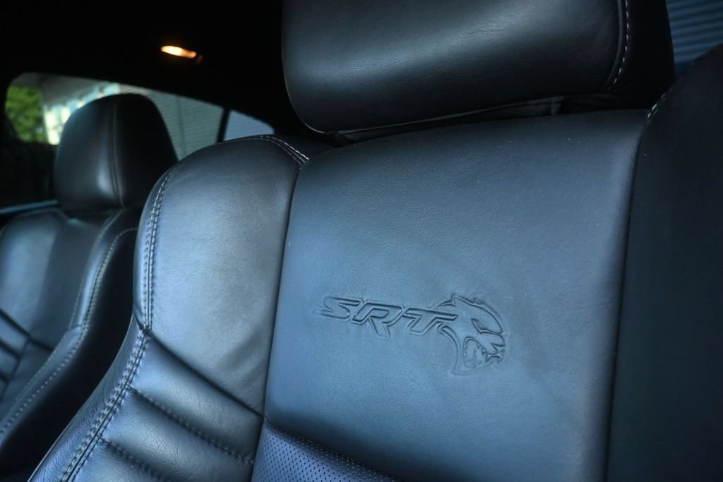 Used 2022 Dodge Charger SRT Hellcat w/ Navigation & Travel Group RWD image 19