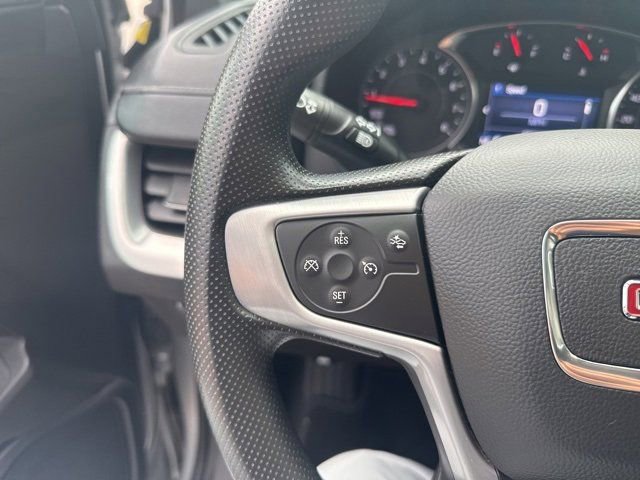 Used 2022 GMC Terrain SLE image 8